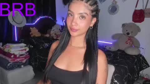 Snapshot of stefanny_pllus chatting on 10, 3, 2025 Im MiaIts my first day here online show from 10, 3, 2025