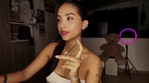Snapshot of stefanny_pllus chatting on 14, 9, 2025 Im MiaIts my first day here online show from 14, 9, 2025