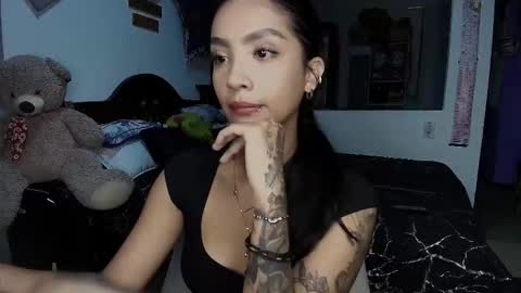 Snapshot of stefanny_pllus chatting on 30, 9, 2025 Im MiaIts my first day here online show from 30, 9, 2025