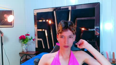 stefany piink online show from 9, 4, 2026