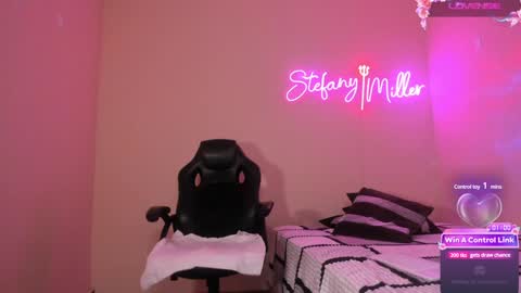 stefany online show from 9, 1, 2025