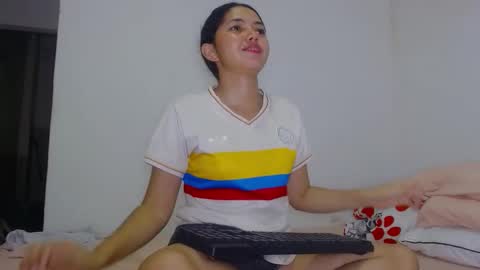 Snapshot of steffharris chatting on 5, 11, 2025 stefany online show from 5, 11, 2025