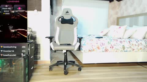 Snapshot of stefi_alizon chatting on 17, 1, 2025 Zuly online show from 17, 1, 2025