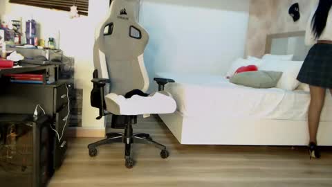 Snapshot of stefi_alizon chatting on 12, 9, 2025 Zuly online show from 12, 9, 2025