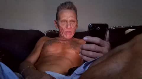 Snapshot of stefy1037 chatting on 10, 11, 2025 stefy1037 online show from 10, 11, 2025