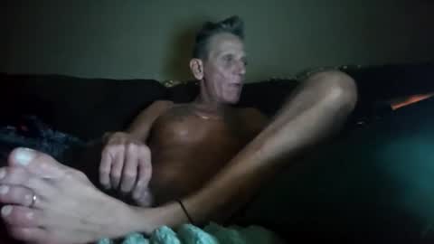 Snapshot of stefy1037 chatting on 14, 11, 2025 stefy1037 online show from 14, 11, 2025