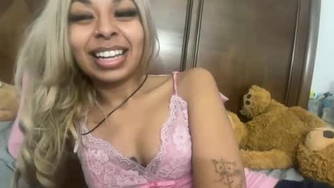 Snapshot of stellaangel chatting on 30, 10, 2025 stellaangel online show from 30, 10, 2025