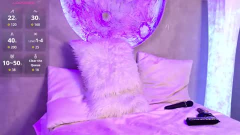 S T E L L A online show from 10, 10, 2025