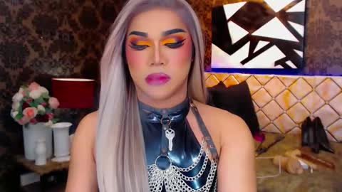Snapshot of stellagrayts chatting on 9, 1, 2025 CALL ME STELLA online show from 9, 1, 2025