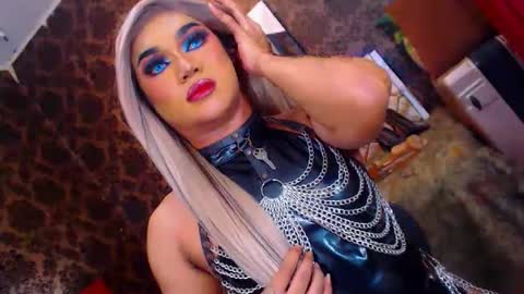 Snapshot of stellagrayts chatting on 2, 2, 2025 CALL ME STELLA online show from 2, 2, 2025