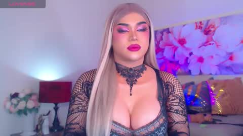 Snapshot of stellagrayts chatting on 30, 9, 2025 CALL ME STELLA online show from 30, 9, 2025