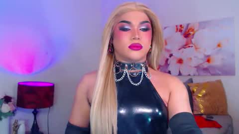 Snapshot of stellagrayts chatting on 16, 10, 2025 CALL ME STELLA online show from 16, 10, 2025