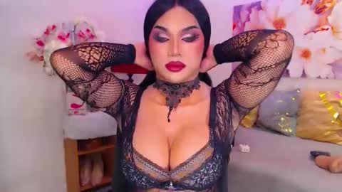 Snapshot of stellagrayts chatting on 21, 11, 2025 CALL ME STELLA online show from 21, 11, 2025