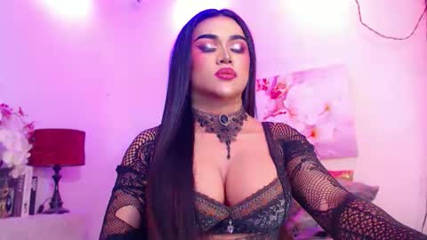 CALL ME STELLA online show from 23, 4, 2026