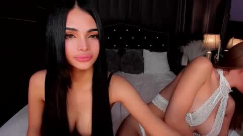 GODDESS STELLA online show from 8, 11, 2025