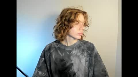 S T E L L A online show from 19, 11, 2025