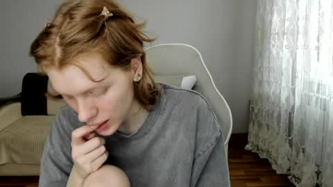 S T E L L A online show from 9, 4, 2026