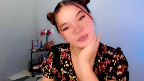 Snapshot of stellaxtemptationx chatting on 9, 11, 2025 Stella sweet online show from 9, 11, 2025