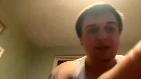 Snapshot of stepbro18 chatting on 21, 12, 2024 Honestly Im a slut I have a high sex drive and I love talking to people off this platform  online show from 21, 12, 2024