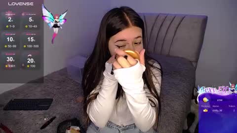 Snapshot of stepha_sweet chatting on 13, 12, 2024 Emma online show from 13, 12, 2024