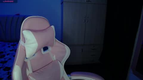 Snapshot of stepha_sweet chatting on 29, 12, 2024 Emma online show from 29, 12, 2024