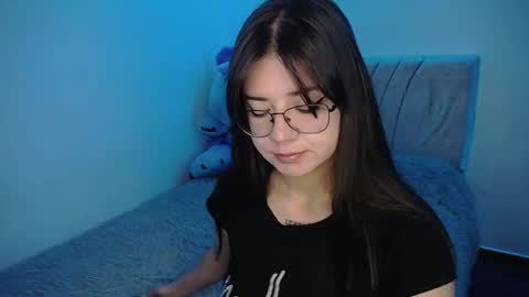 Snapshot of stepha_sweet chatting on 25, 2, 2025 Emma online show from 25, 2, 2025