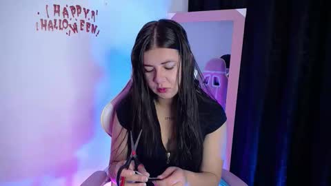 Snapshot of stepha_sweet chatting on 26, 10, 2025 Emma online show from 26, 10, 2025