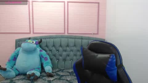 Snapshot of stephania_t chatting on 28, 1, 2025 Stephania online show from 28, 1, 2025