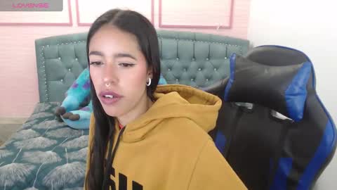 Snapshot of stephania_t chatting on 29, 1, 2025 Stephania online show from 29, 1, 2025