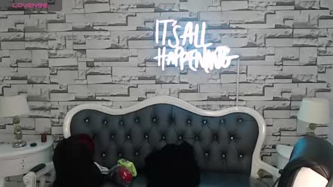 Snapshot of stephania_t chatting on 11, 2, 2025 Stephania online show from 11, 2, 2025