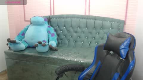 Snapshot of stephania_t chatting on 13, 2, 2025 Stephania online show from 13, 2, 2025