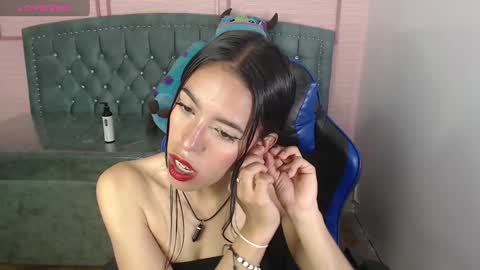 Snapshot of stephania_t chatting on 19, 2, 2025 Stephania online show from 19, 2, 2025
