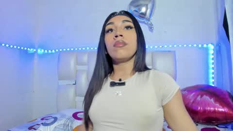 Snapshot of stephany_doll_ chatting on 1, 2, 2026 Anny online show from 1, 2, 2026