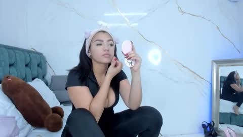 Stefanny online show from 26, 9, 2025