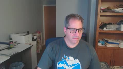 stephenhal9 online show from 15, 4, 2026