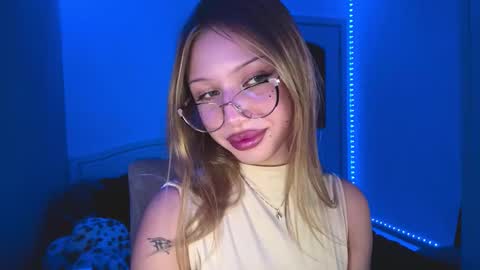 Snapshot of stepheniesemans chatting on 23, 2, 2026 Stef online show from 23, 2, 2026