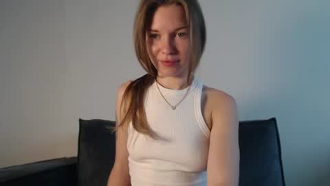 Snapshot of stephie_mrr chatting on 20, 7, 2026 Steph online show from 20, 7, 2026