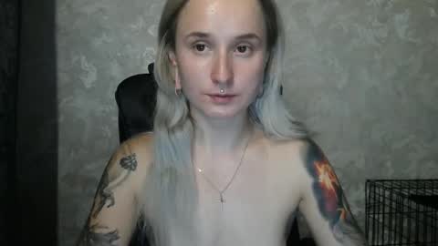 Snapshot of stephiepink chatting on 11, 11, 2025 Grace online show from 11, 11, 2025