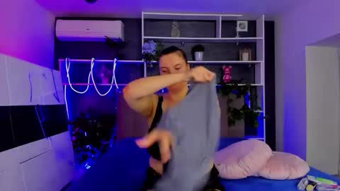 Stephie online show from 31, 3, 2026