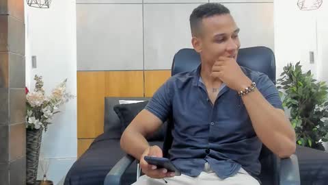 Snapshot of sterling_magnus chatting on 2, 3, 2026 online show from 2, 3, 2026