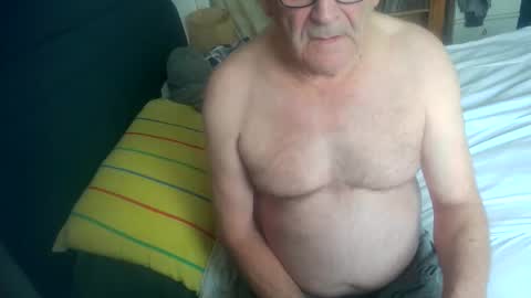 Snapshot of stevencharles54 chatting on 8, 3, 2026 slave for computer control online show from 8, 3, 2026