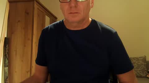 Snapshot of stevessky chatting on 16, 1, 2025 stevessky online show from 16, 1, 2025