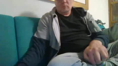 Snapshot of stevessky chatting on 5, 2, 2025 stevessky online show from 5, 2, 2025