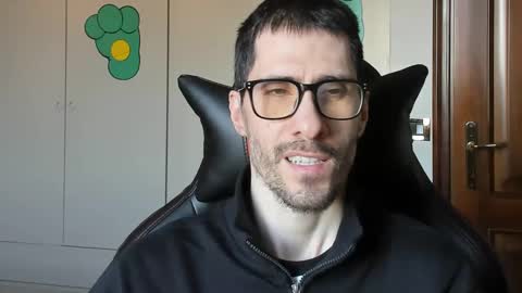 Snapshot of stevex870 chatting on 4, 3, 2025 Steve online show from 4, 3, 2025