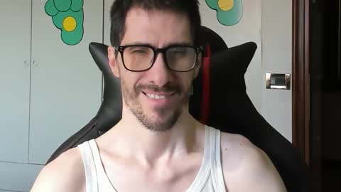 Snapshot of stevex870 chatting on 15, 9, 2025 Steve online show from 15, 9, 2025