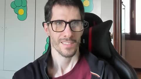 Snapshot of stevex870 chatting on 29, 9, 2025 Steve online show from 29, 9, 2025