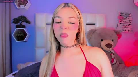 Snapshot of steyseequeen chatting on 2, 11, 2025 Steisee Reyes online show from 2, 11, 2025