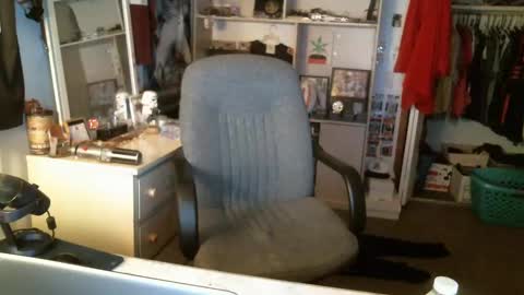 stickey online show from 28, 12, 2024