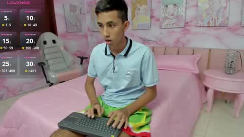 Snapshot of stiilman_hots chatting on 8, 2, 2025 stiilman_hots online show from 8, 2, 2025