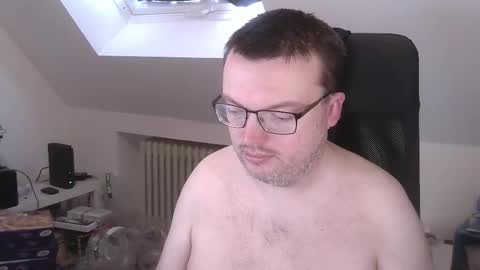 Oliver online show from 6, 3, 2026